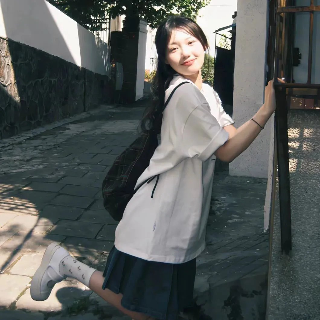 双傻出海